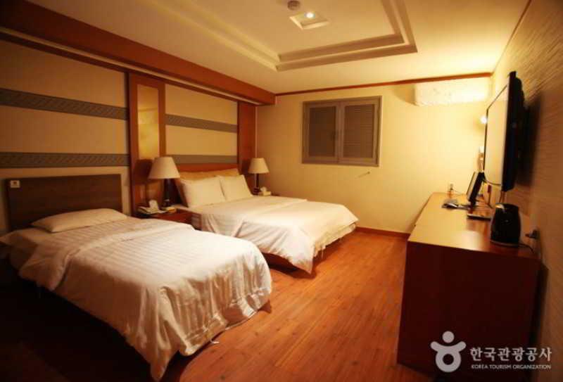 Hotel Noblesse, Yeoksam Seul Esterno foto