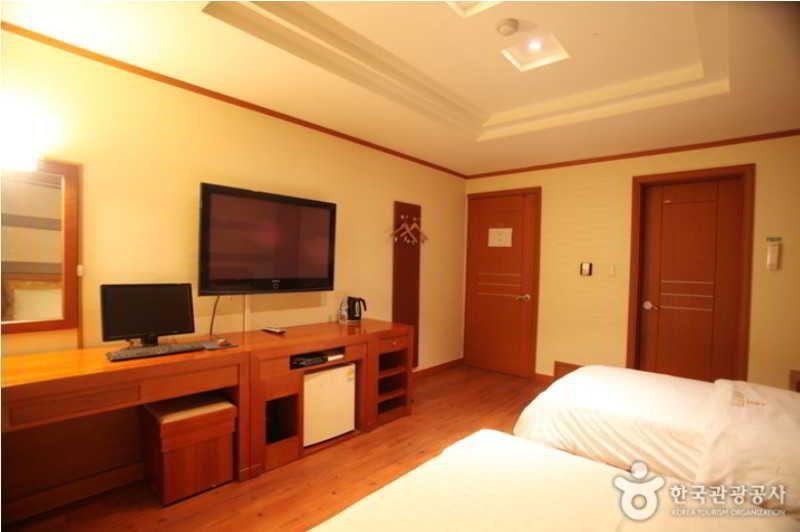 Hotel Noblesse, Yeoksam Seul Esterno foto