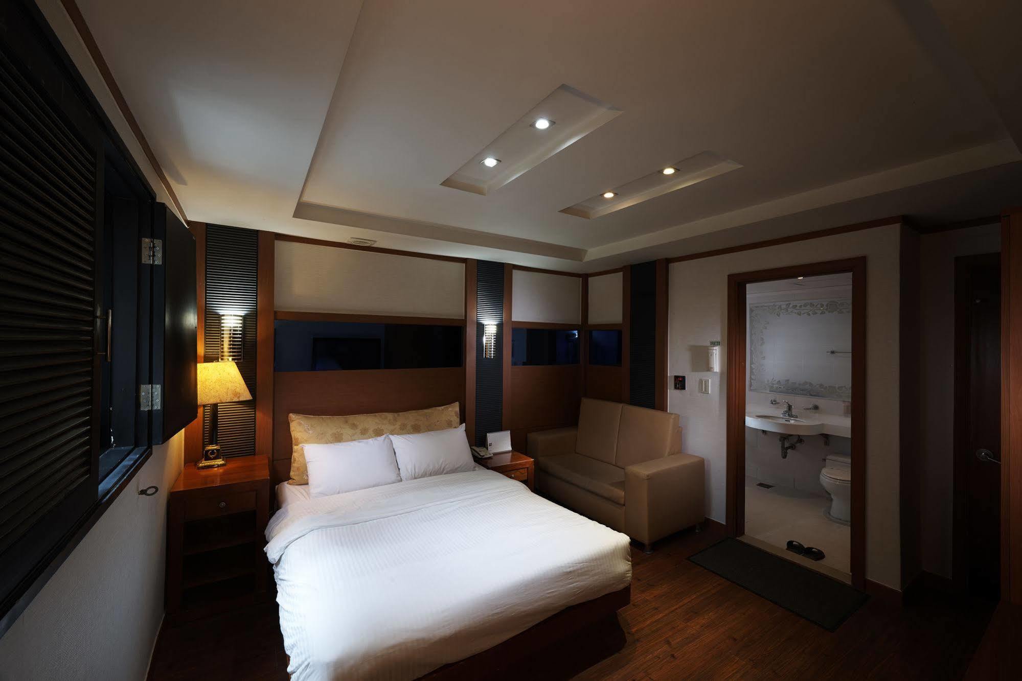 Hotel Noblesse, Yeoksam Seul Esterno foto